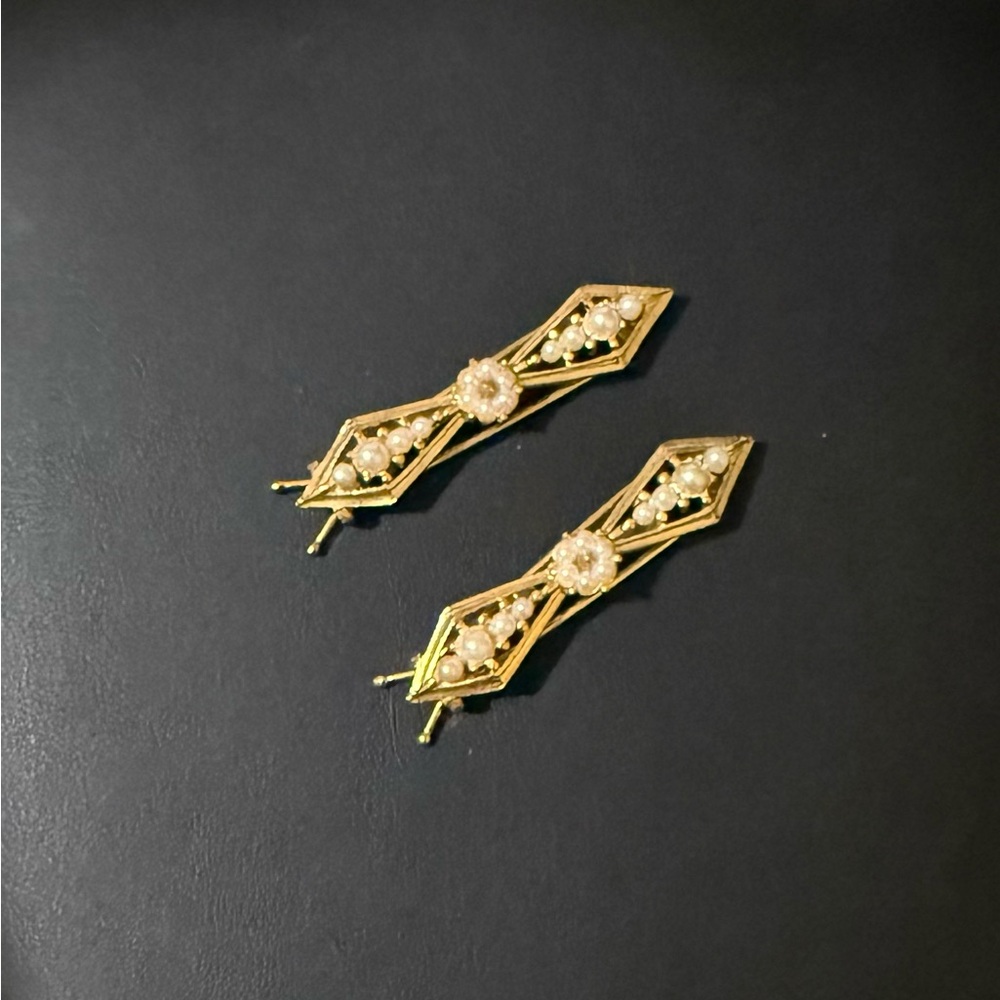 Elegant💥RARE~VINTAGE💥 Gold and Faux Pearl Hair Clips